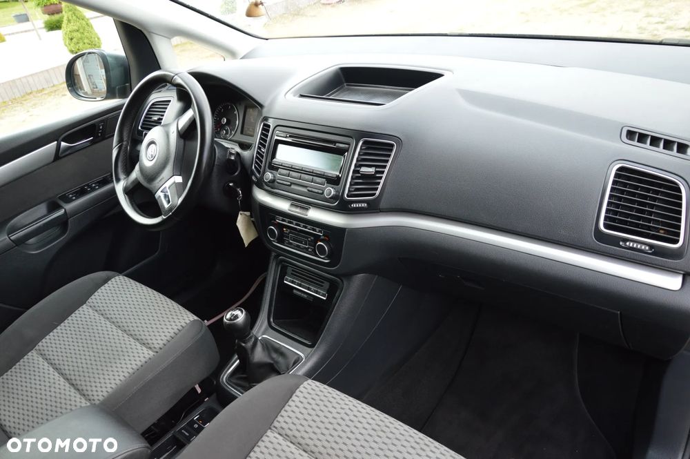 Volkswagen Sharan 2.0 TDI BlueMotion Technology Comfortline - 24