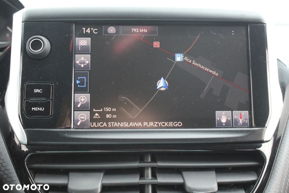 Peugeot 208 PureTech 82 Allure - 24