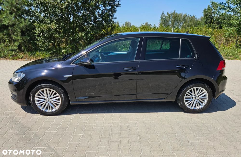 Volkswagen Golf 1.2 TSI BMT Comfortline - 13