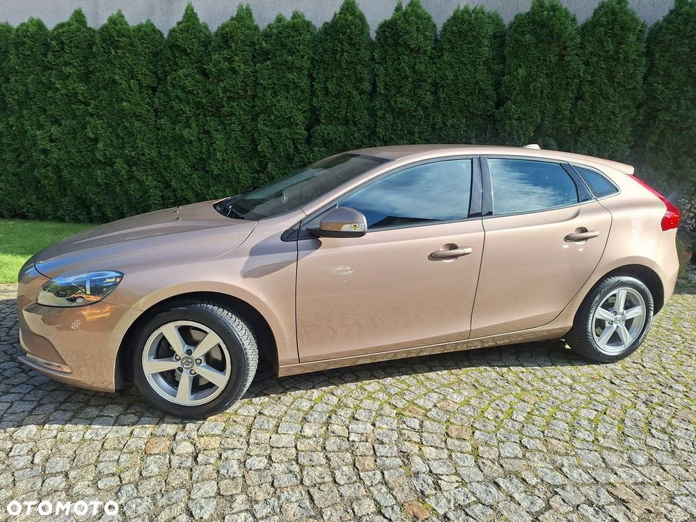 Volvo V40 T2 Kinetic - 34
