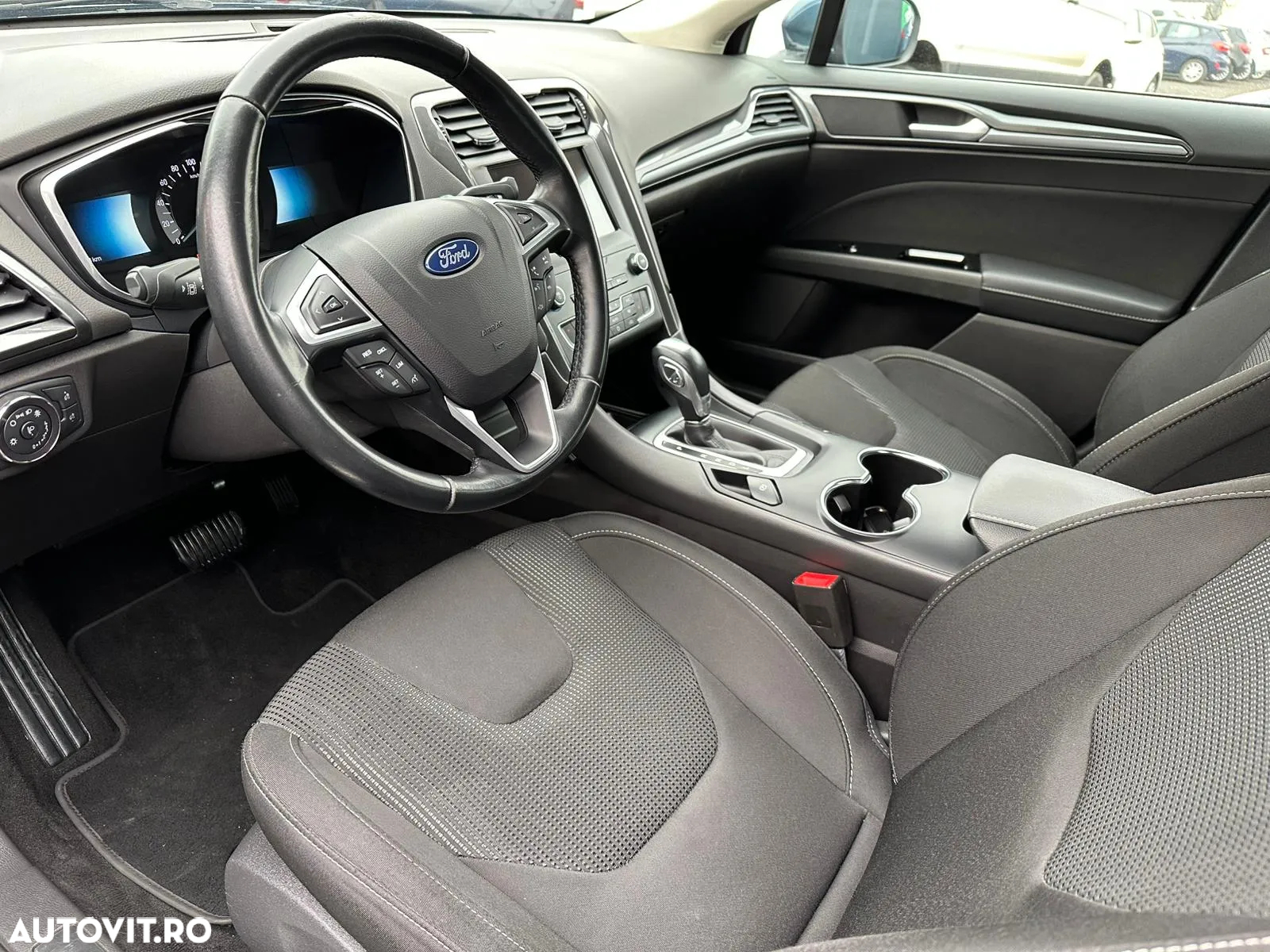 Ford Mondeo 2.0 HEV Trend - 7