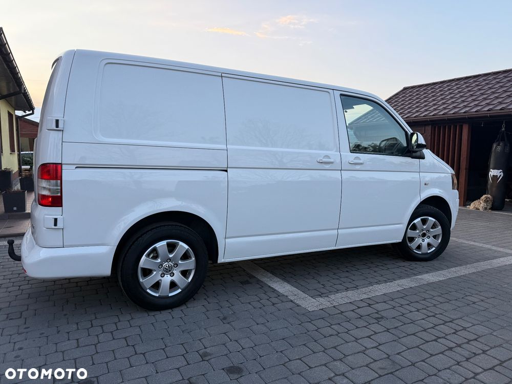 Volkswagen Transporter - 9