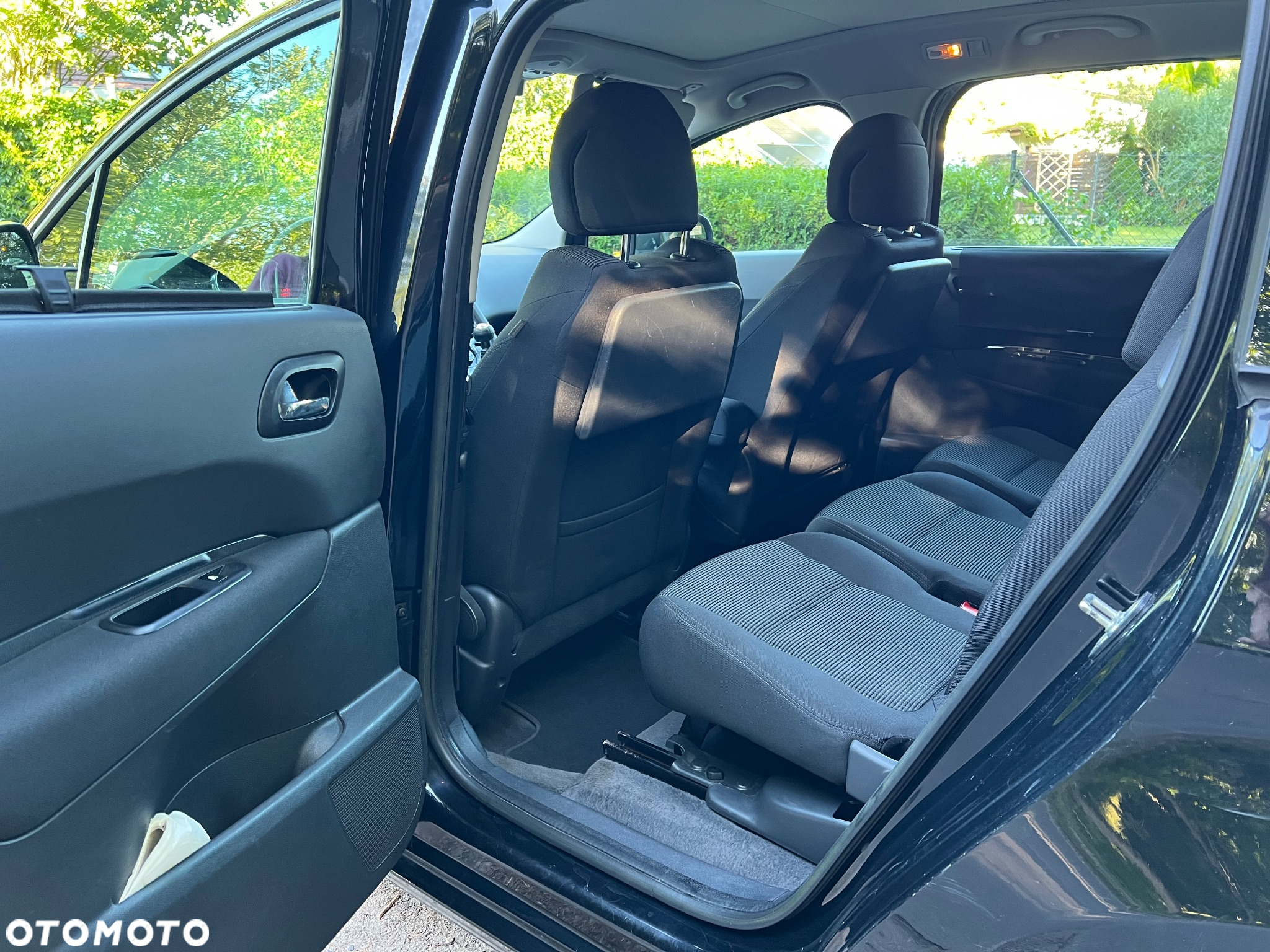 Peugeot 5008 - 10