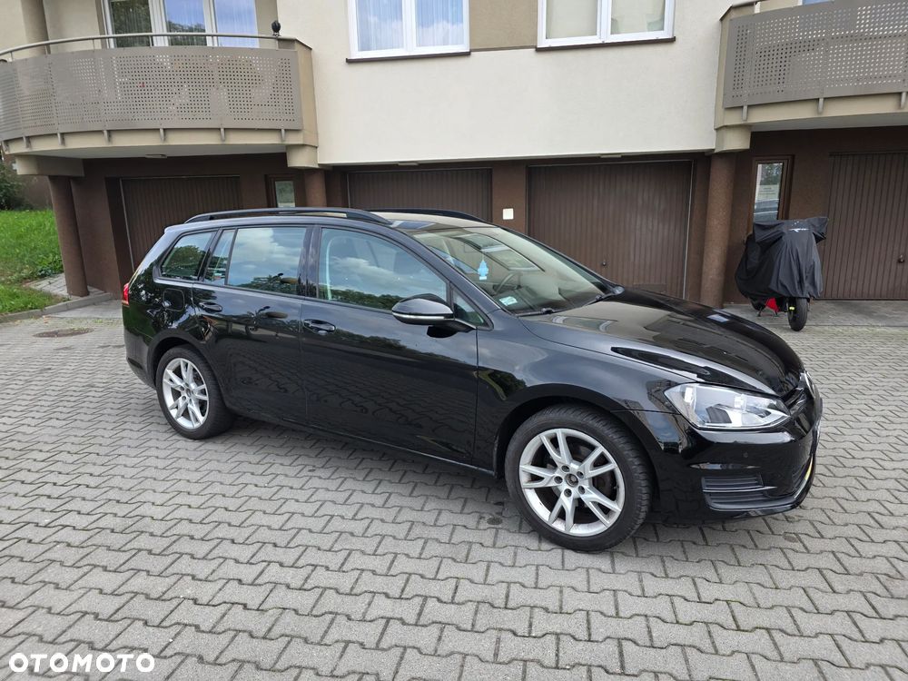 Volkswagen Golf 1.6 TDI BMT Comfortline - 10