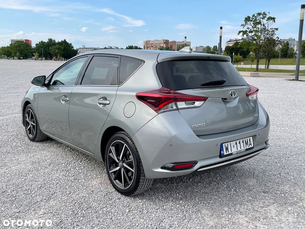Toyota Auris - 2
