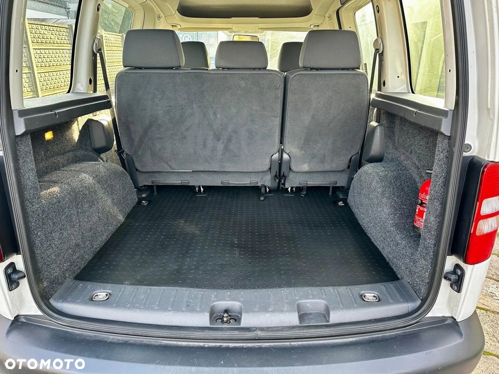 Volkswagen Caddy - 10