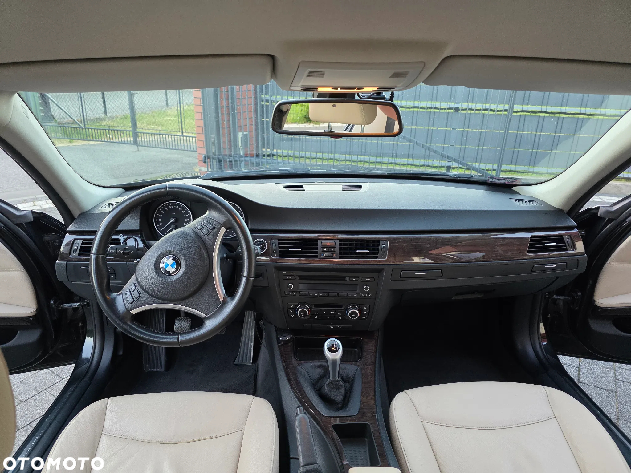 BMW Seria 3 320d xDrive - 19