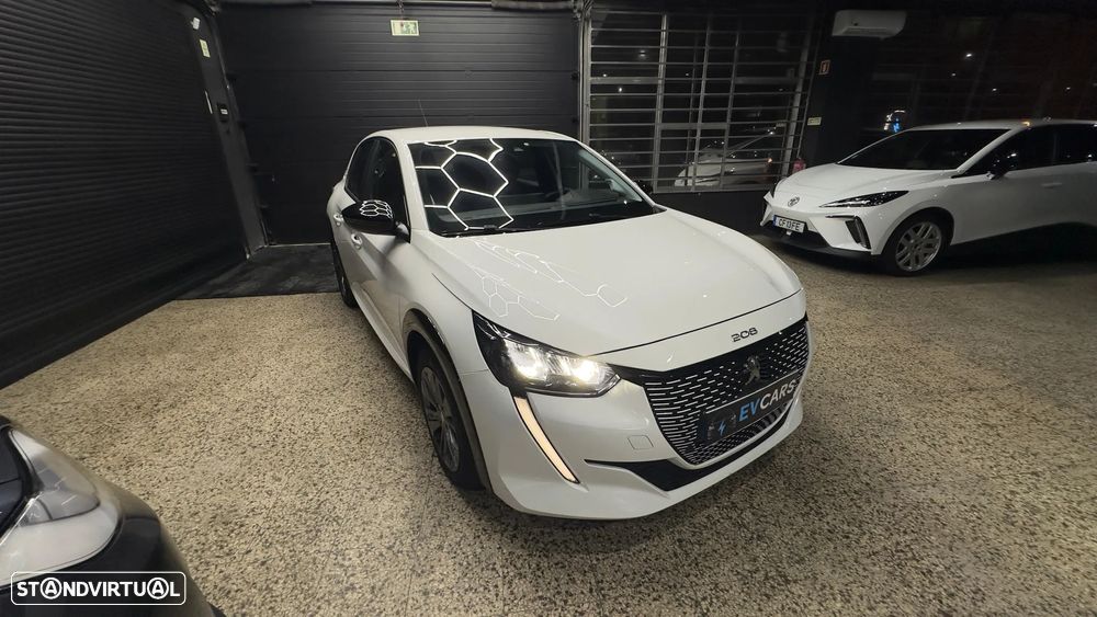 Peugeot e-208 Active Pack - 16