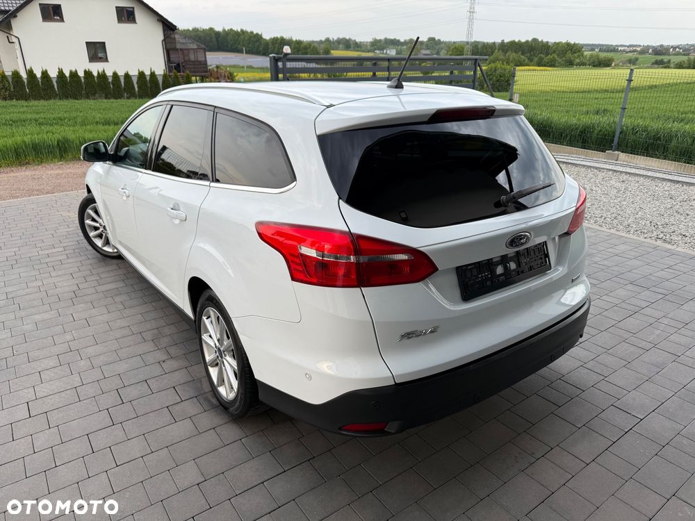 Ford Focus - 10