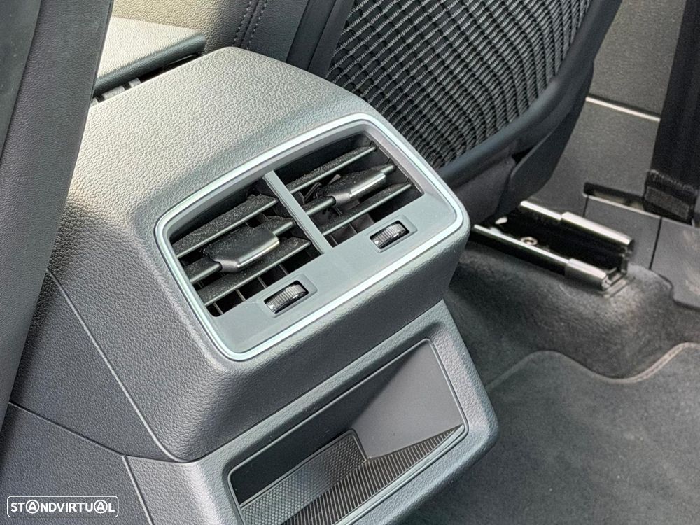 Audi e-tron 55 quattro - 11