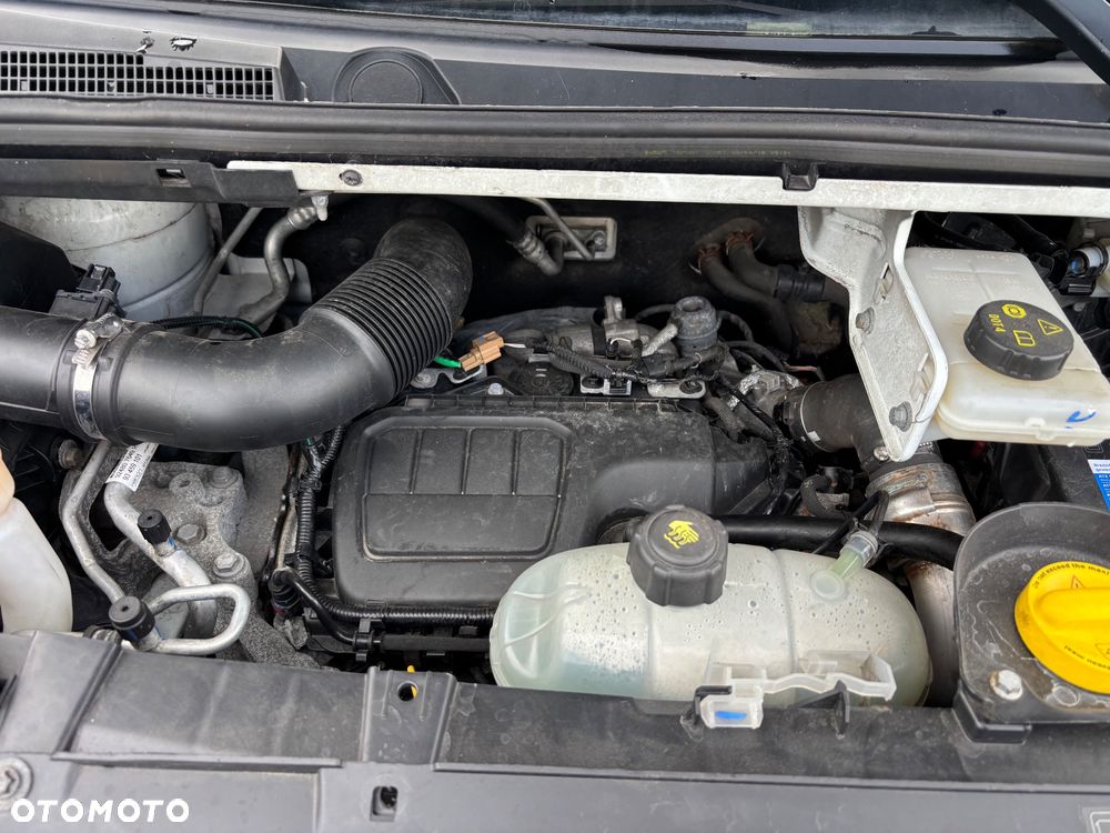 Renault Trafic - 11