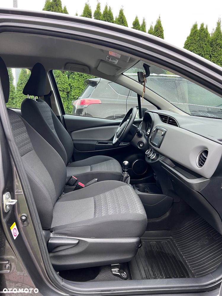 Toyota Yaris 1.33 Premium - 13