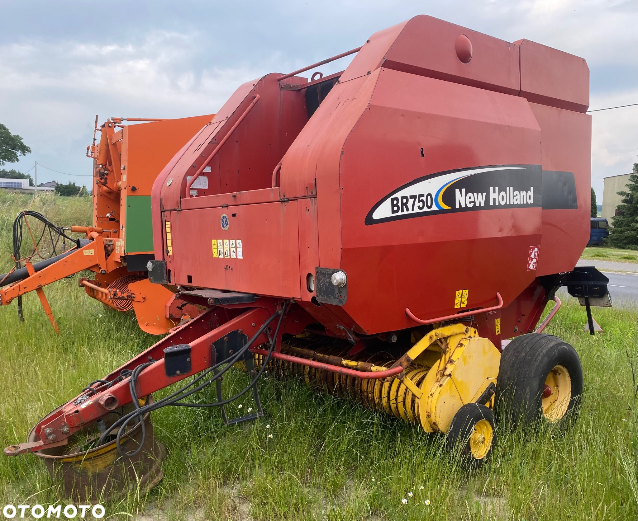 New Holland BR750 - 2