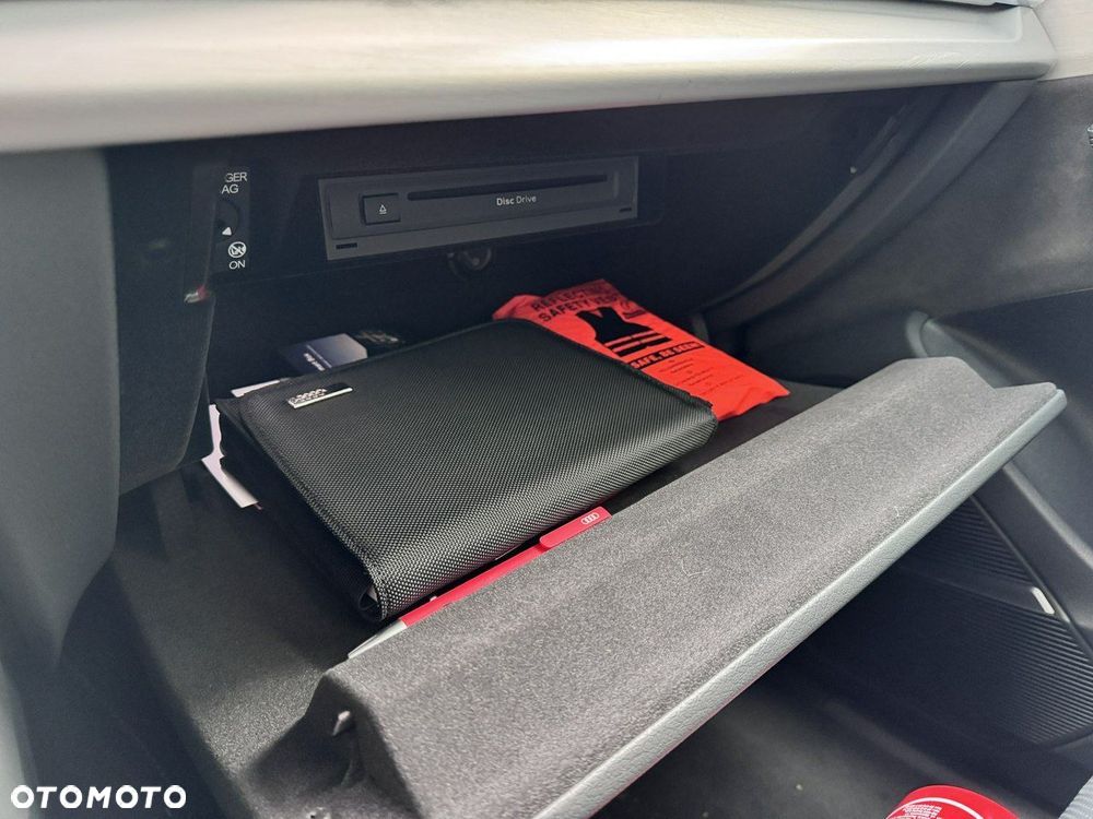Audi Q8 - 35