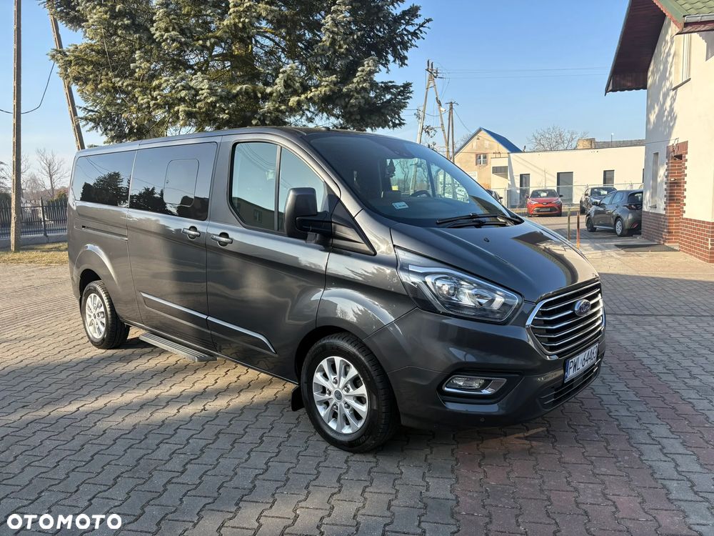 Ford Tourneo Custom - 8