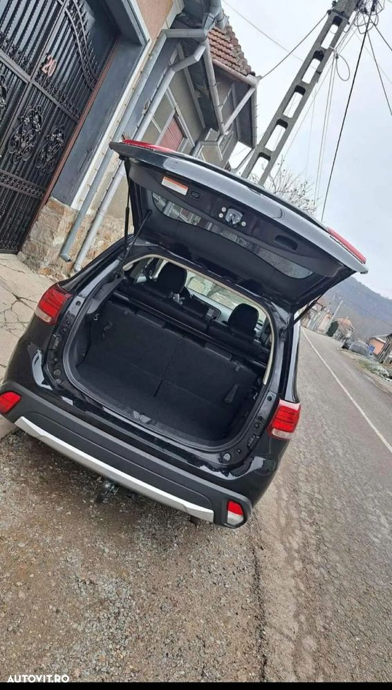 Mitsubishi Outlander - 10