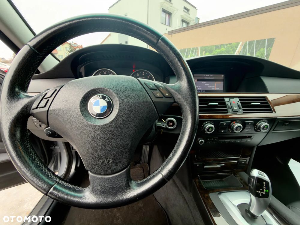 BMW Seria 5 - 16