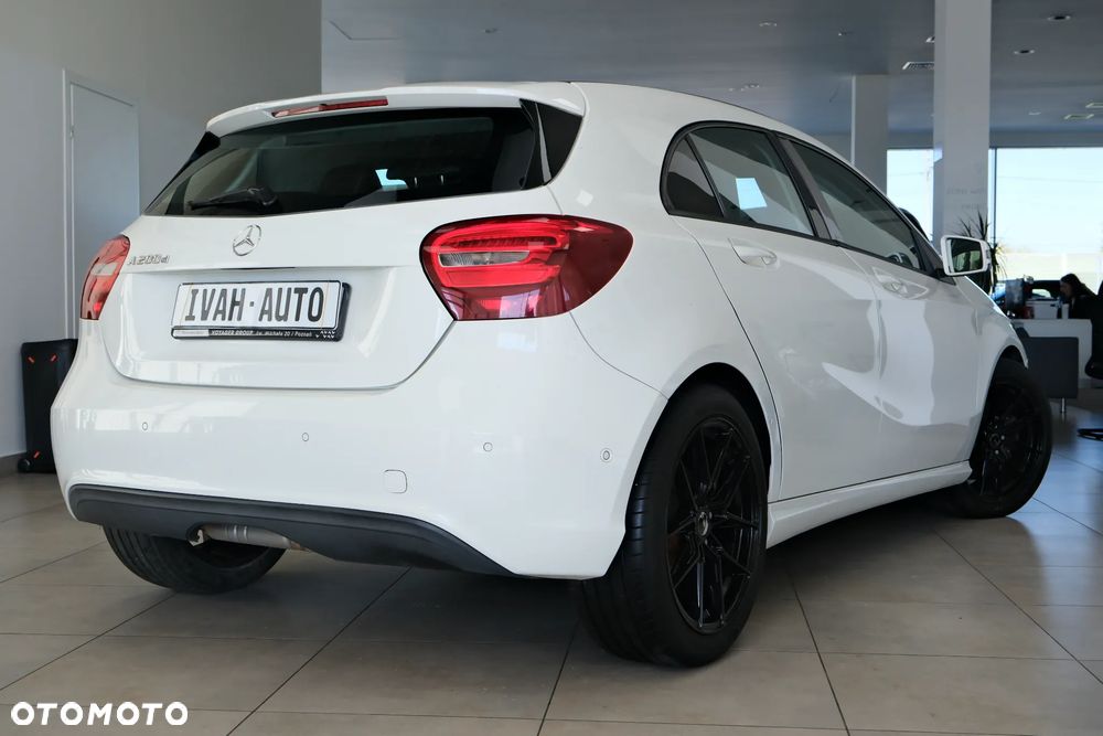 Mercedes-Benz Klasa A 200 d Urban - 15