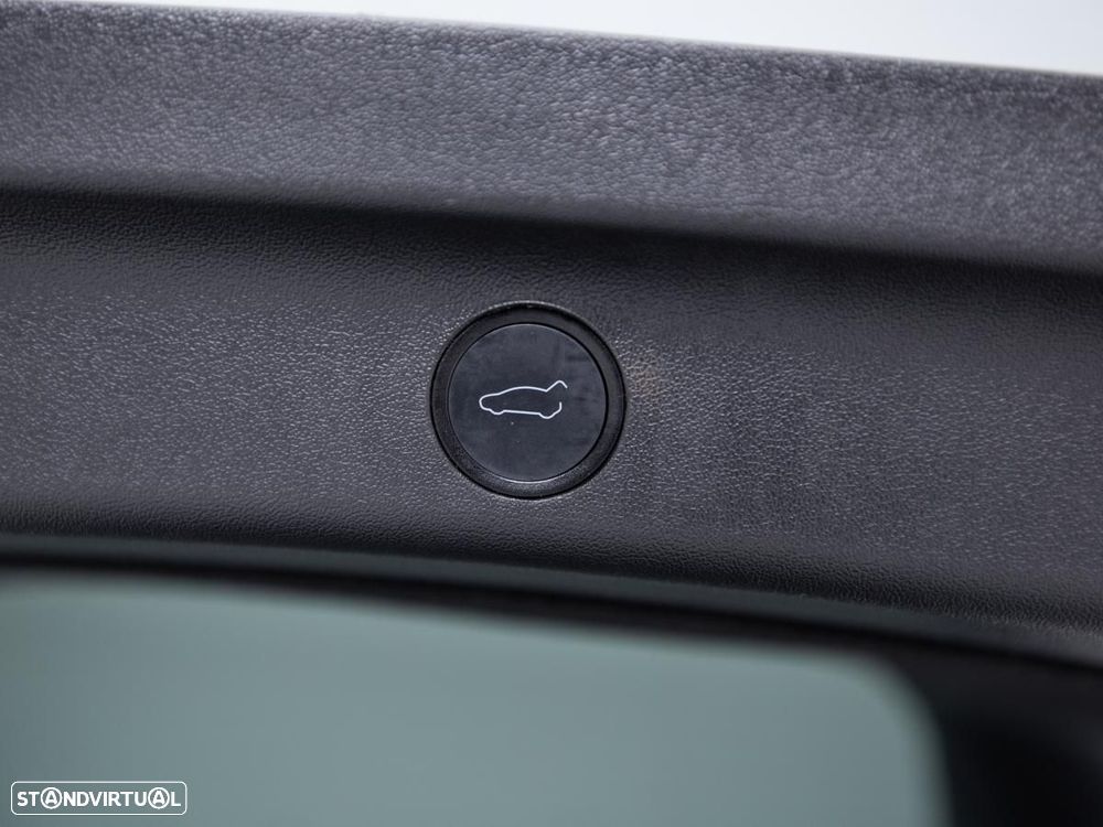Tesla Model Y RWD - 15