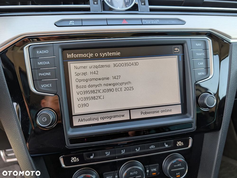 Volkswagen Passat - 26