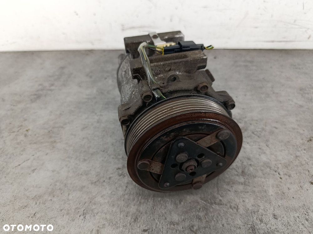 POMPA, SPRĘŻARKA KLIMATYZACJI VOLVO V50 SD7V16 SANDEN 2.0 D - 4
