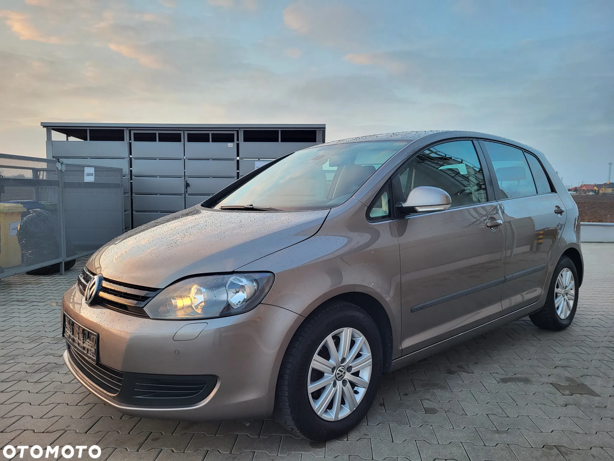 Volkswagen Golf Plus - 4