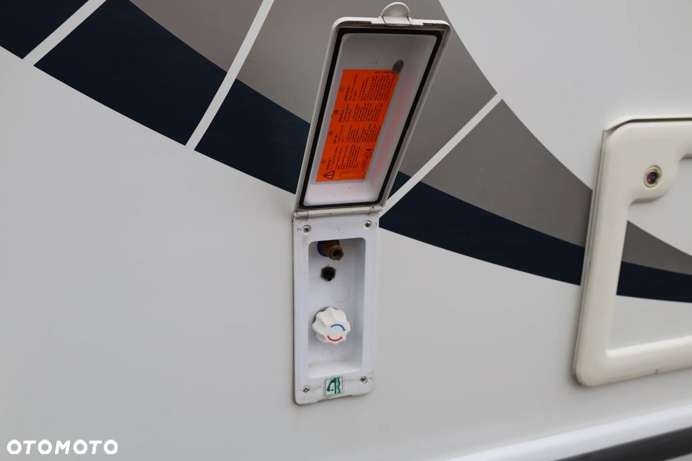 Ford Chausson Flash C714GA - 11