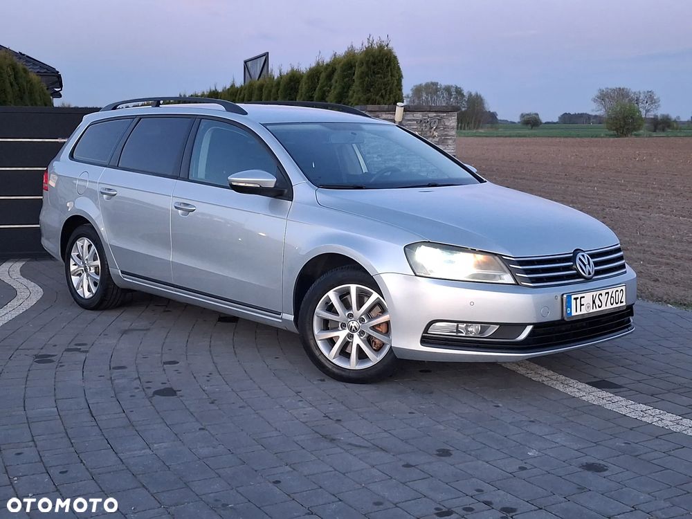 Volkswagen Passat 2.0 Blue TDI SCR Exclusive - 8