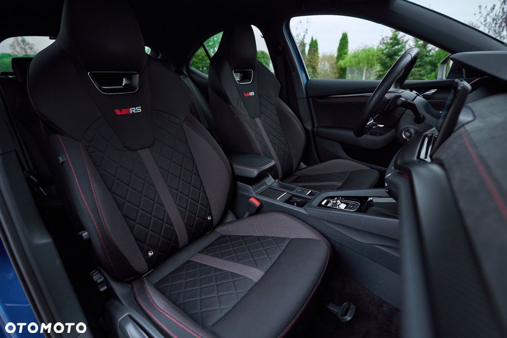 Skoda Octavia 2.0 TDI DSG RS - 35