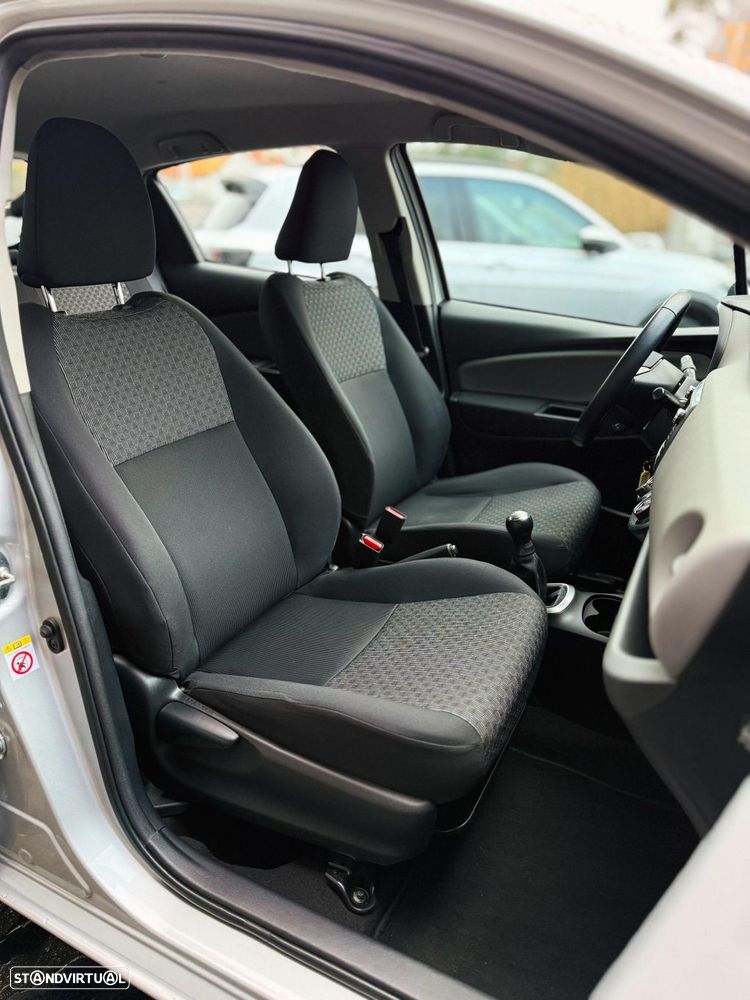 Toyota Yaris 1.0 VVT-i ACtive+AC - 16