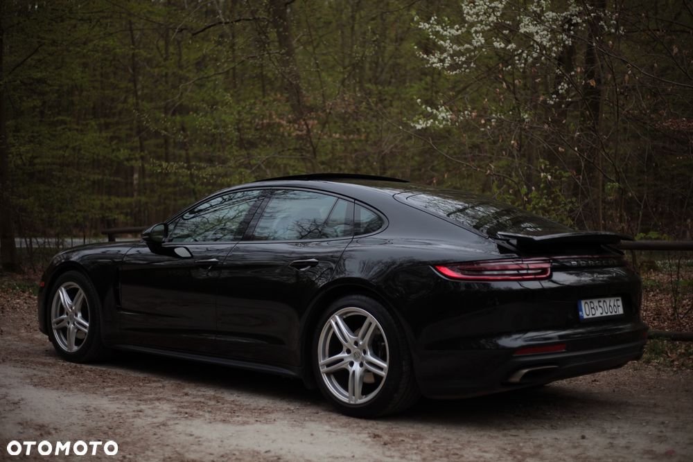 Porsche Panamera 4 - 1