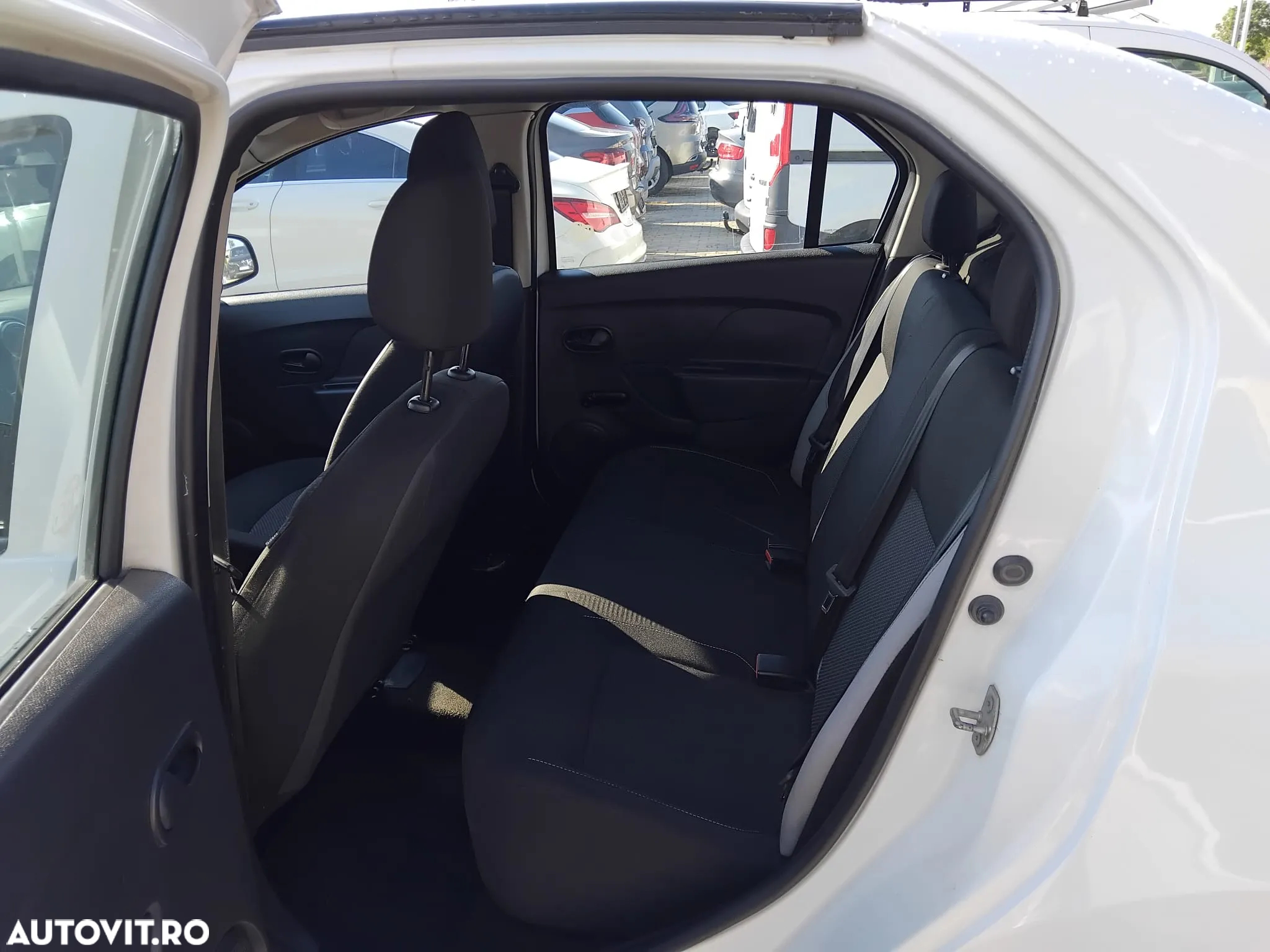 Dacia Logan - 5