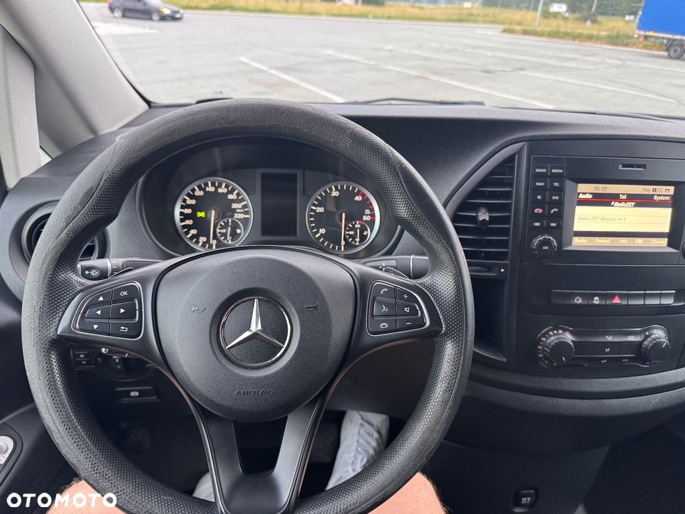 Mercedes-Benz Vito - 15