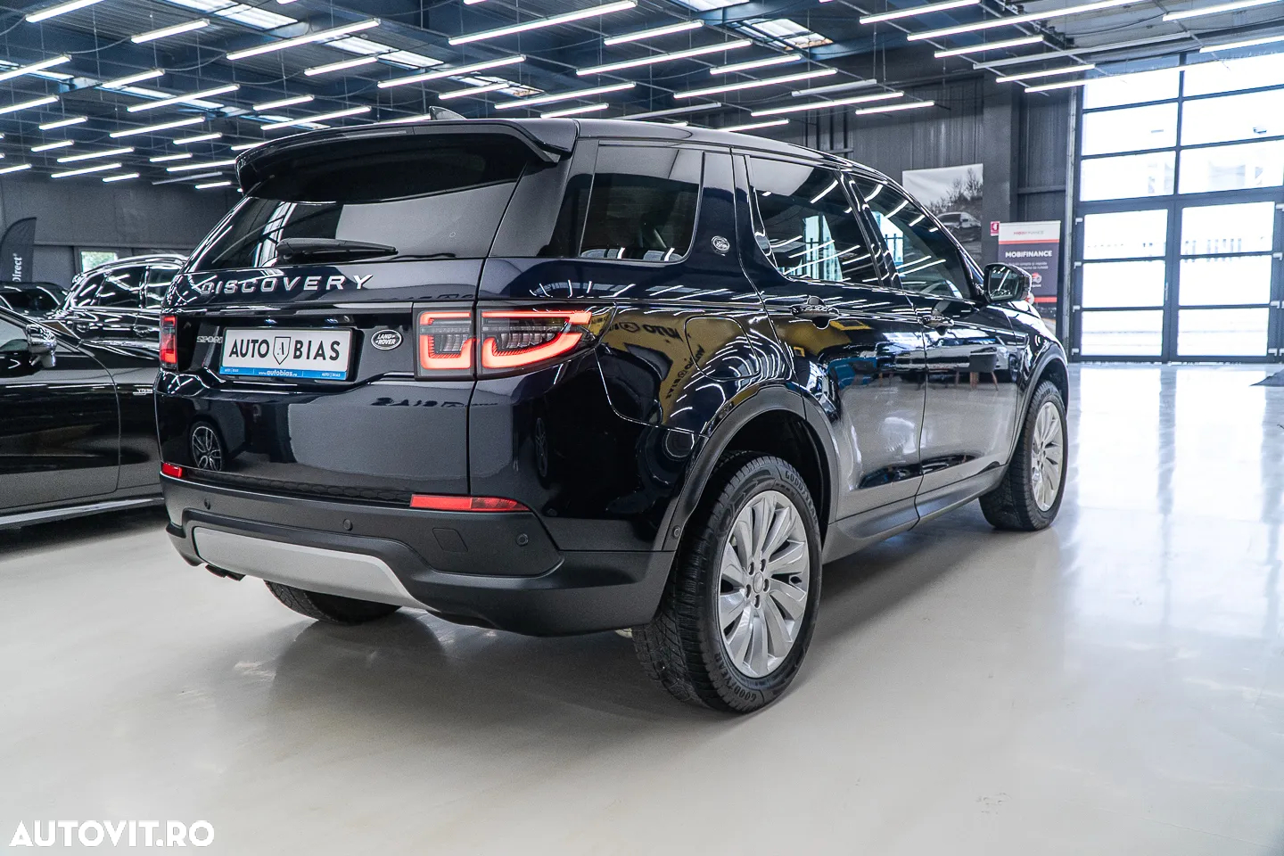Land Rover Discovery Sport 2.0 D200 MHEV SE - 7