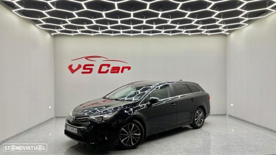 Toyota Avensis Touring Sports 2.0 D-4D Exclusive+GPS - 1