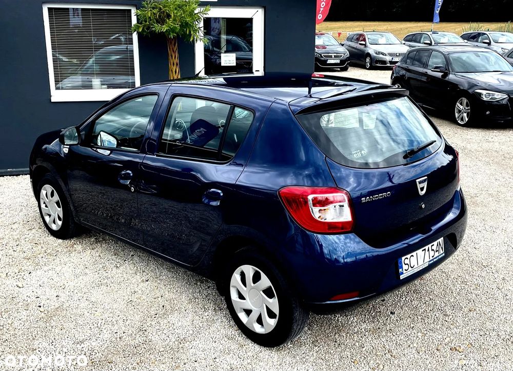 Dacia Sandero 1.2 16V Access EU6 - 38