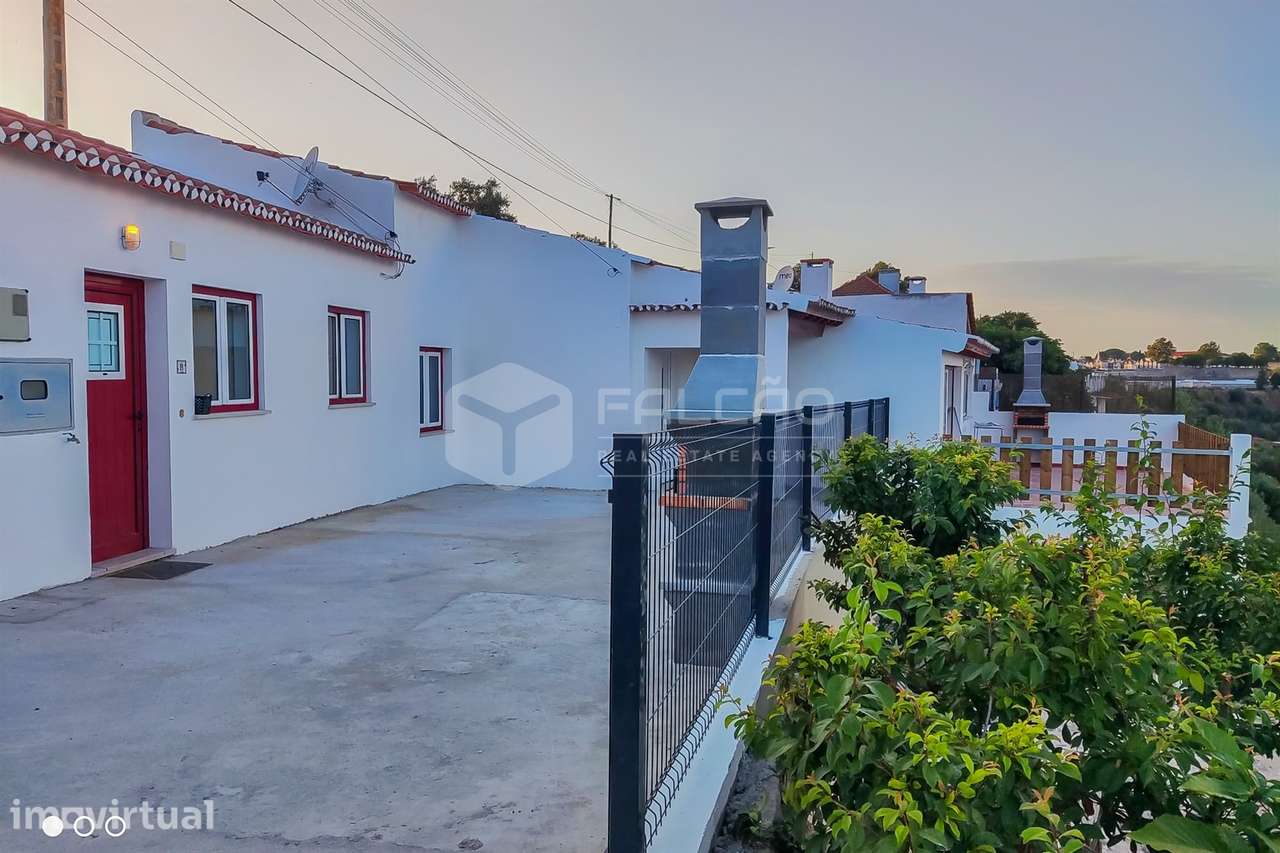 Moradia >=T10 Venda em Santarém (Marvila), Santa Iria da Ribeira de Sa - Grande imagem: 2/18