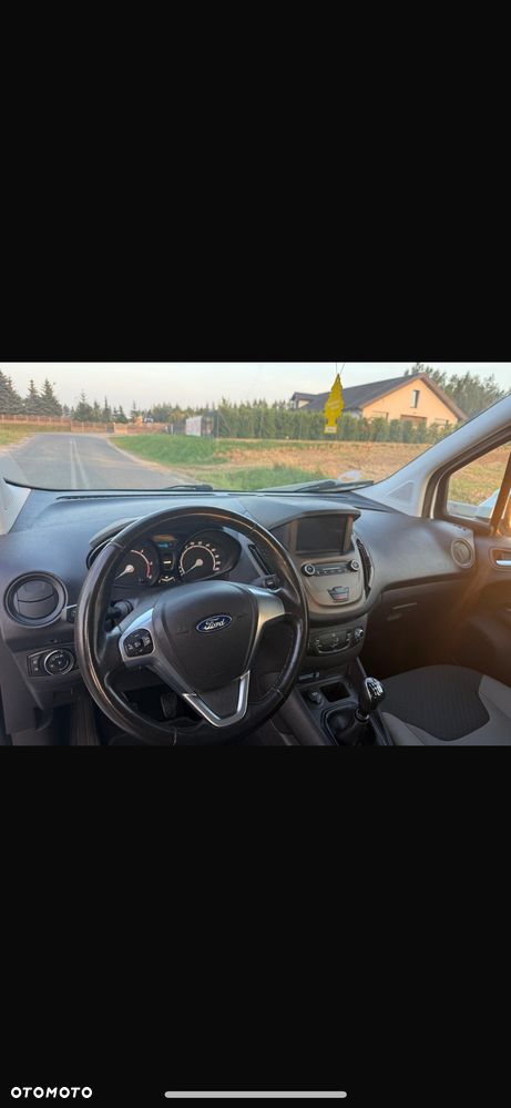 Ford Transit Courier 1.5 TDCi Ambiente - 5