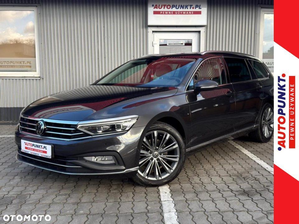 Volkswagen Passat - 1