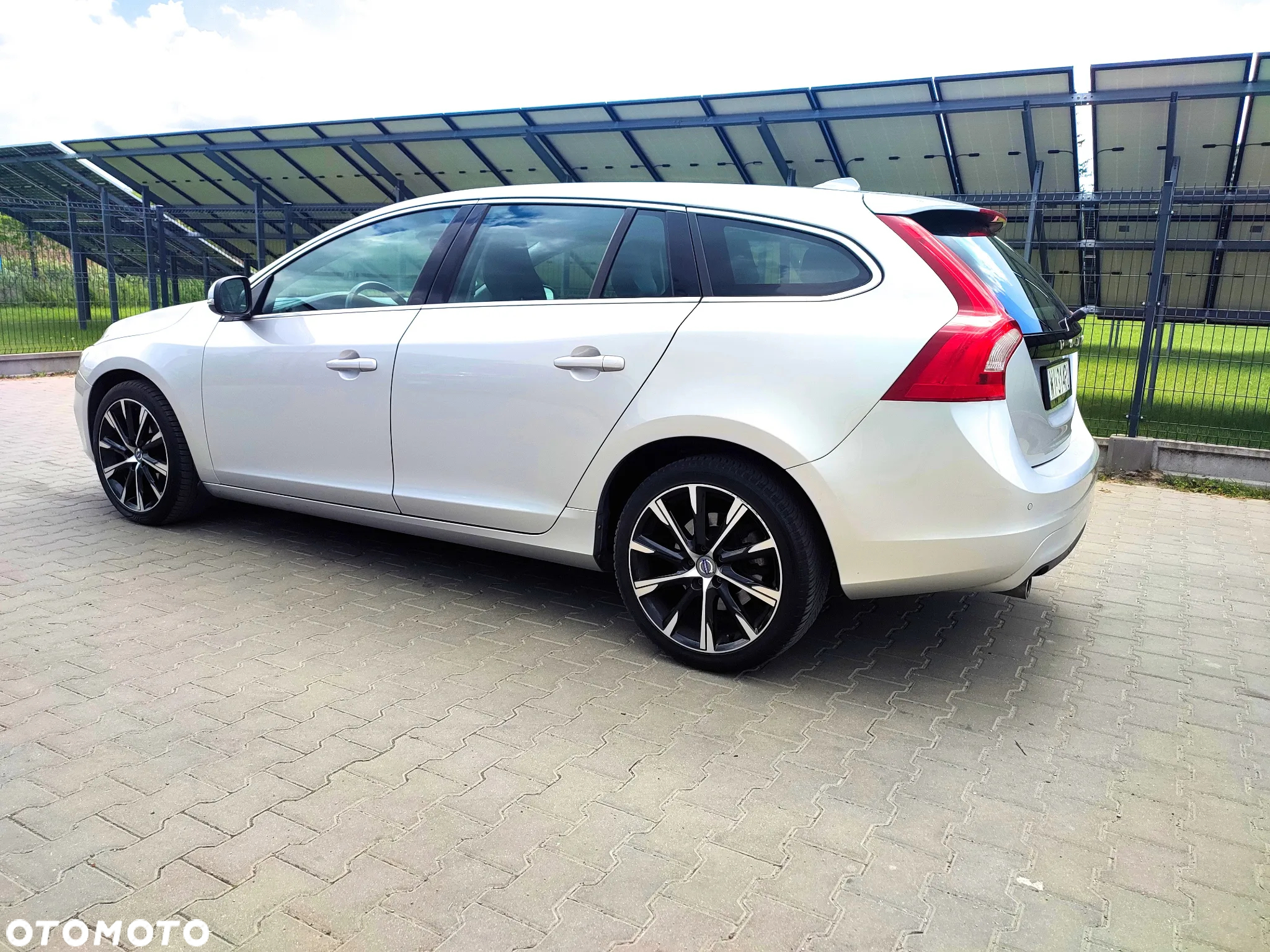 Volvo V60 D3 Momentum - 4