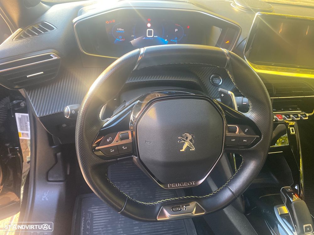 Peugeot 2008 1.2 PureTech GT Pack EAT8 - 8