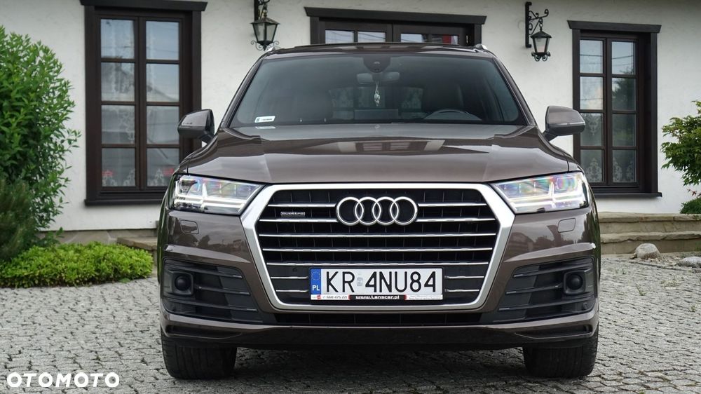 Audi Q7 - 9