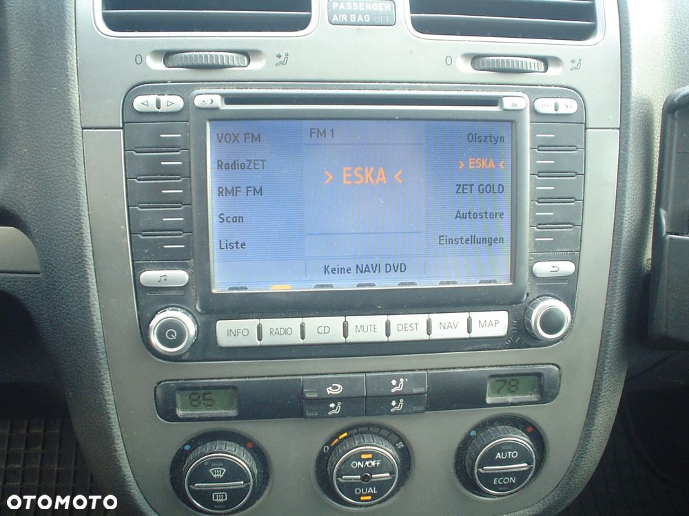 Volkswagen Golf 2.0 TDI Comfortline - 12