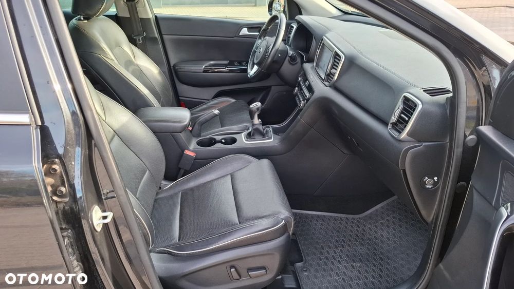 Kia Sportage 1.7 CRDI Business Line L 2WD - 11