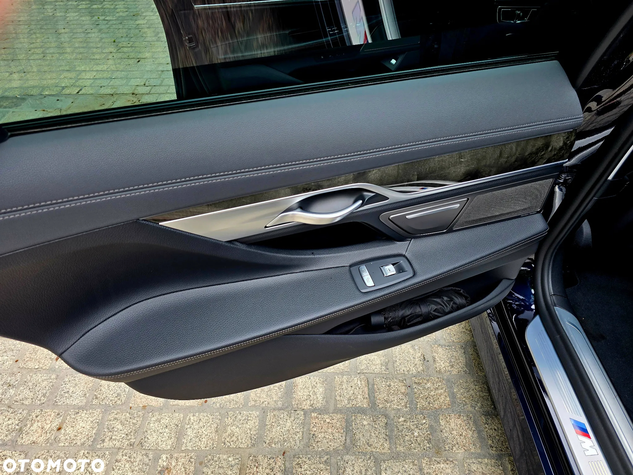 BMW Seria 7 740i - 22