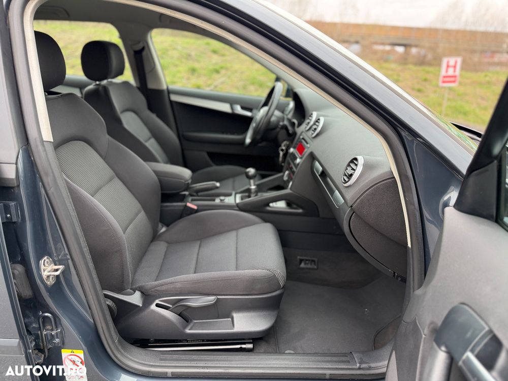 Audi A3 1.4 TFSI ack S line Sportpaket - 10