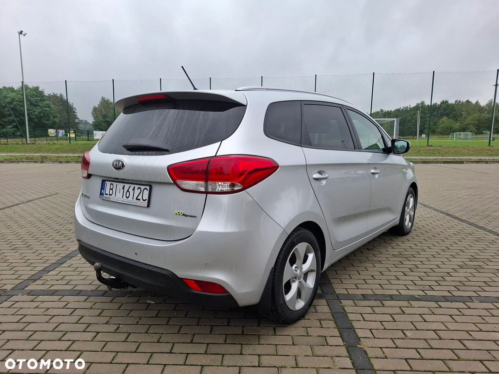 Kia Carens 1.6 CVVT Vision - 6