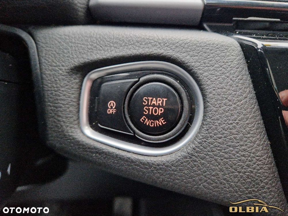 BMW Seria 2 218d Sport Line - 37