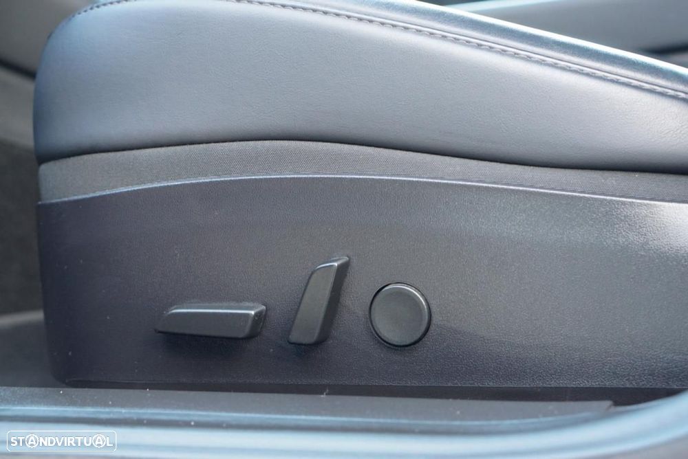 Tesla Model 3 Long Range AWD Dual Motor - 35