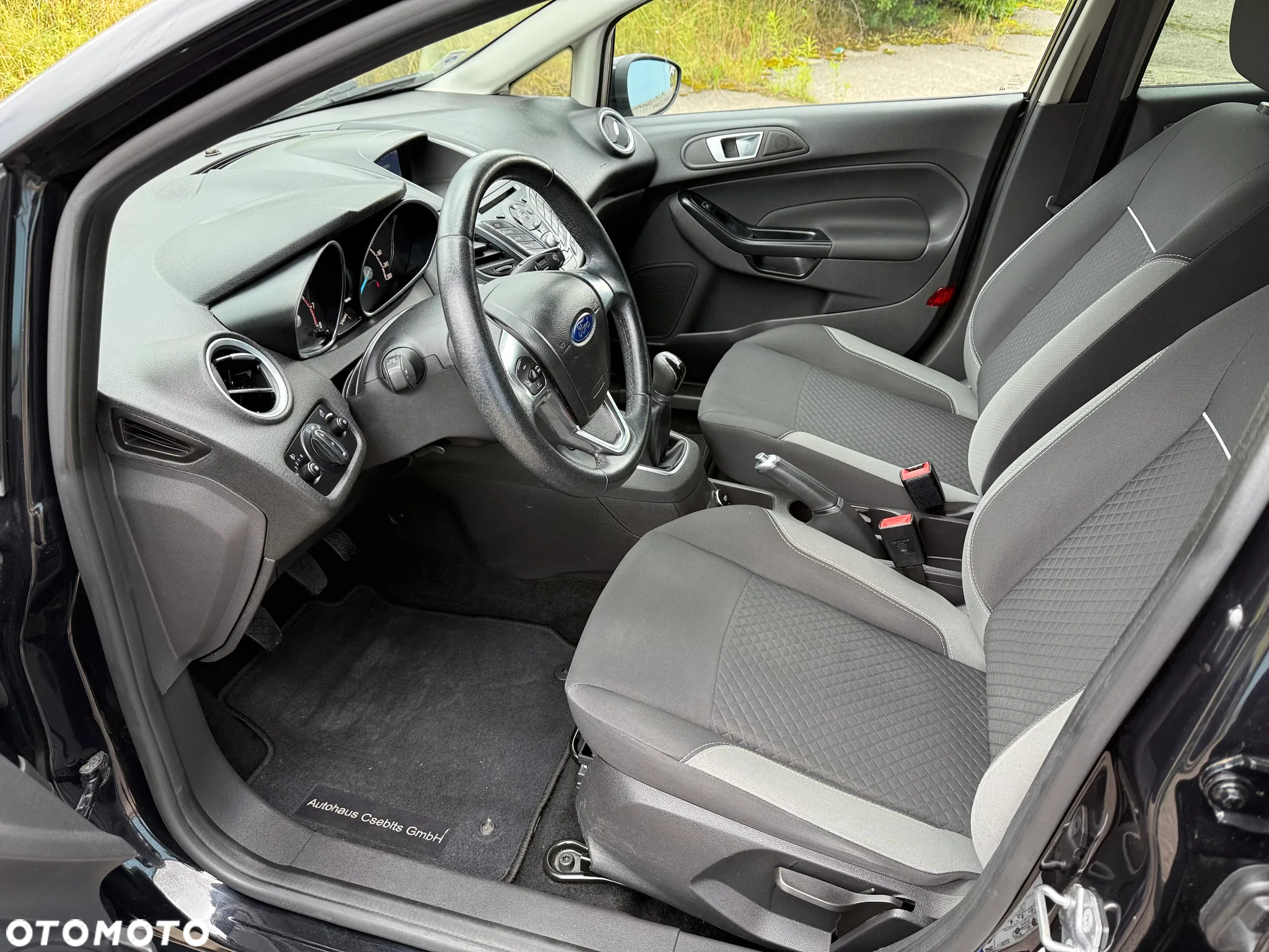 Ford Fiesta 1.0 Titanium X - 6